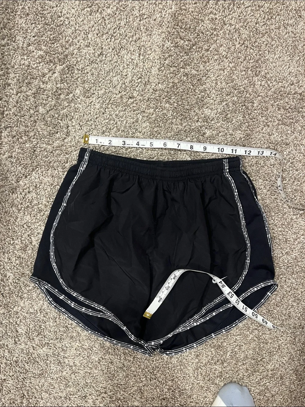 Nike Dri-Fit Shorts in Black Size Small